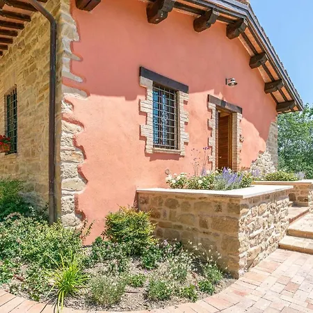 Amazing In Camerino With Outdoor Swimming Pool, Wifi And 2 Bedrooms *