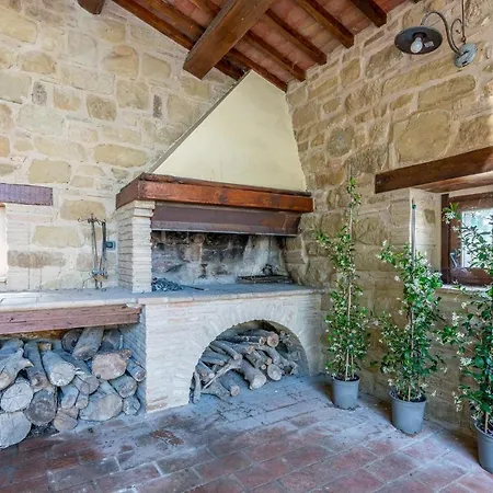 בית נופש Amazing In Camerino With Outdoor Swimming Pool, Wifi And 2 Bedrooms