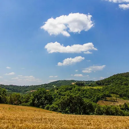 בית נופש Amazing In Camerino With Outdoor Swimming Pool, Wifi And 2 Bedrooms Crispiero
