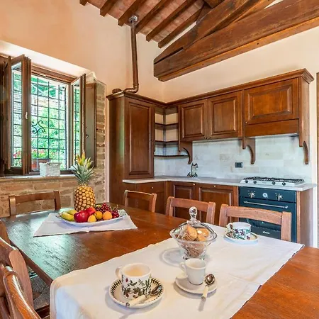 בית נופש Amazing In Camerino With Outdoor Swimming Pool, Wifi And 2 Bedrooms