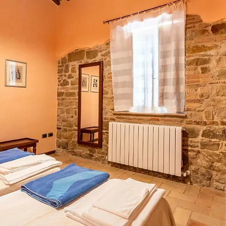 Amazing In Camerino With Outdoor Swimming Pool, Wifi And 2 Bedrooms *