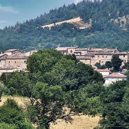 Amazing In Camerino With Outdoor Swimming Pool, Wifi And 2 Bedrooms Crispiero